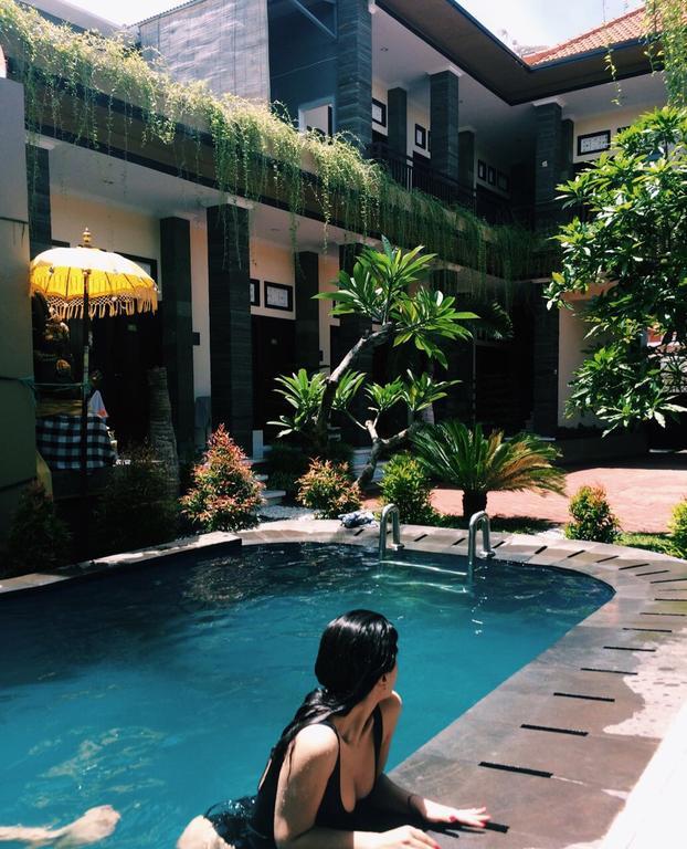 Ratu Guest House Kuta Selatan Екстериор снимка
