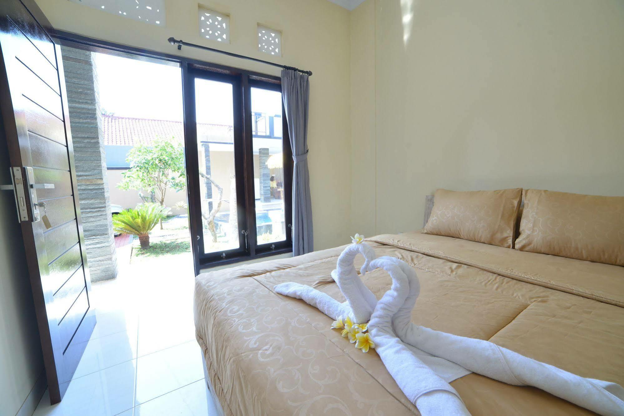 Ratu Guest House Kuta Selatan Екстериор снимка